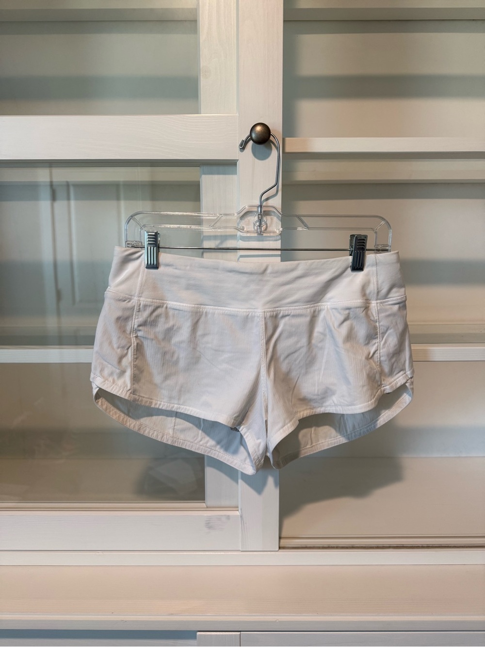 lululemon white speed up shorts